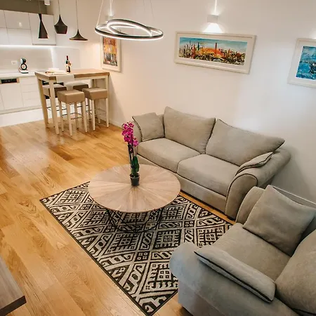 Lux Central Point Podgorica
