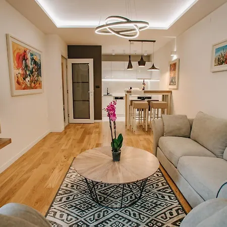 Lux Central Point * Podgorica